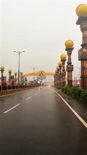 Apna Ayodhya ka mosam 🌨️🌨️🌈⛈️
