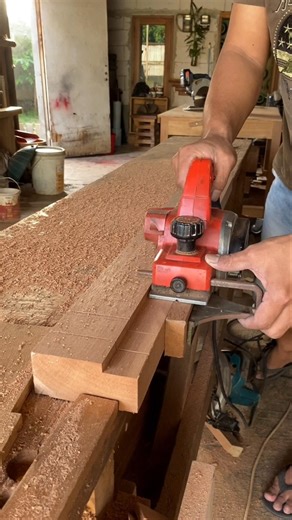 Woodworking Trick // This is the process of smoothing a wooden frame #woodworking #tipsntricks