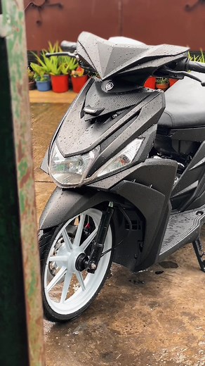 Clean Build ng Mio 125: Moon Light Black Modifikasi sa Mio M3