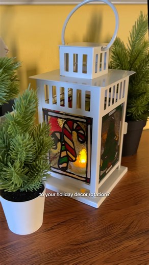 faux stained-glass cozy holiday DIY🎄