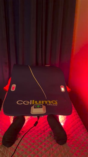 The wait is over — Celluma Full Body LED Light Therapy has arrived! 🙌 Experience the power of FDA-cleared LED technology designed to support total-body wellness, skin health, and recovery. 💡 Why you’ll love it: • Helps improve acne breakouts • Reduces fine lines wrinkles • Eases muscle & joint discomfort • Promotes overall skin rejuvenation relaxation Perfect as a stand-alone session or paired with your favorite spa treatment. Just lie back, relax, and let the light do the work. ✨ 📍 Now avail