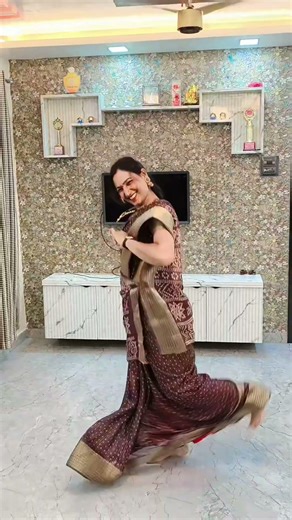 🤎वेड लावलं....😉😍.#viral #reels #trendingreels #instalike #marathimulgi #ytshorts #youtubeshorts