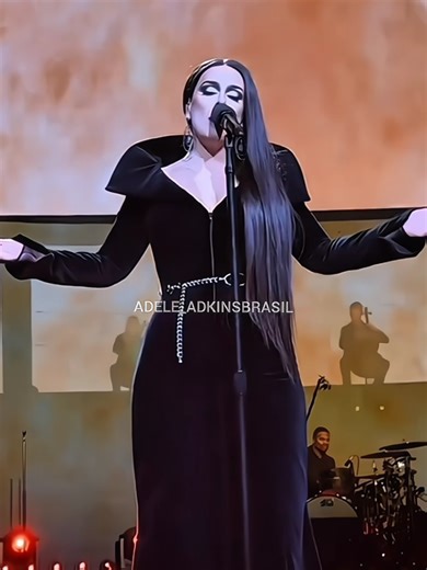 Let Sky fall ❤️🔥 #skyfall #adeleconcert #fypシ゚ #adele #lyrics