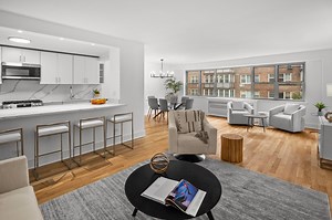 2 Washington Square #2A, Larchmont, NY 10538 - MLS 858466 - Coldwell Banker