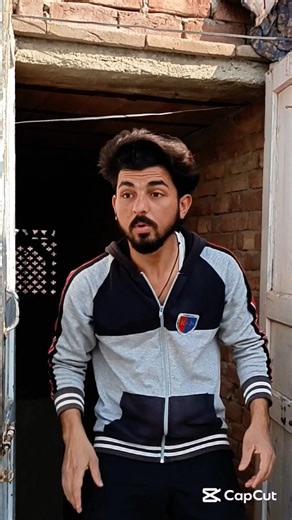 Murgi Or Us K Bachy #ogpethouse #aseel #baby ba