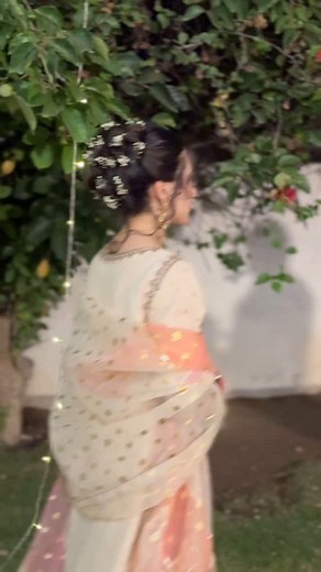 #pakistaniwedding #pakistanifashion #pakistan #pakistanibride #islamabad #pakistanistreetstyle #lahore #pakistanicelebrities #indianwedding #wedding #pakistanstreetstyle #pakistanistyle #barat #pakistanidresses #pakistanidesigner #pakistaniclothes #pakistaniweddings #pakistaniweddingdress #pakistanidress #pakistanifashion #pakistanifashion #weddingdress #pakistanibrides #weddingphotography #weddingglams #allaboutpakistan #hk_photogrphyofficial #peshawarstudio #peshawar&islamabadstudio #hasnainab