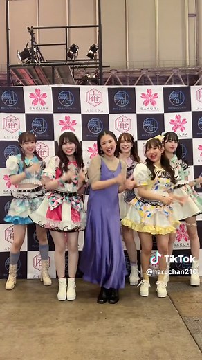 SAKURADOLLのポケモンダンス with 仲川遥香 | ニコニコ超会議