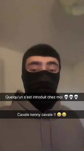 Il ne manque plus que la couette pour être dans les meilleures circonstances ahah… #horreur #scray #horrortok #feldup #horror
