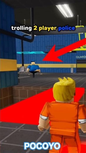 trolling 2 player🤡 police escape in roblox