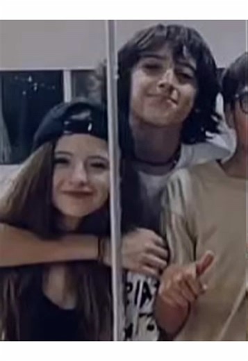 Nico Villagrana y Abril: Amor en la CQ 📺💘