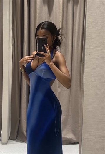 Chic Backless Sundress Outfits for Summer