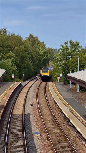 Some classic Class 43 HST action at Gleneagles! 🚄💨