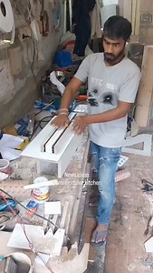 #smat_dreding_teble #wadrobe_design #newideas #smart_wark #sonumodulerkitchen | Sonu Moduler kitchen