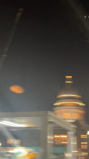 A chaotic start to the New Year during the fireworks display at the Idaho Potato Drop. One little girl was injured by shattered glass and taken to the hospital with serious but non-life-threatening injuries. Video courtesy Nadia Saakyan. #Idaho #boise #newyear #newyears | CBS 2 Boise