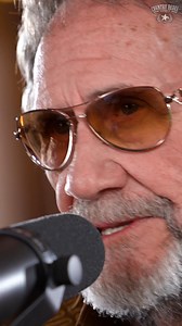 Back in 1982, David Frizzell a song titled "I'm Gonna Hire a Wino to Decorate Our Home." The song is about a wife who gets tired of her husband going to the bars and spending all their money, so she makes a bar in their home where he and his friends can give all their money to her! Watch David perform it over 40 years after its release! | Classic Country Music