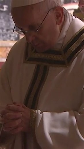 O dia 19 de março já era especial para a Igreja, mas com o pontificado do Papa Francisco somaram-se mais motivos. O primeiro de todos, claro, é o Dia de São José, padroeira da Igreja Universal. Acrescentam-se o início do pontificado de Francisco (19 de março de 2013), o aniversário da Exortação apostólica “Amoris Laetitia” (19 de março de 2016), da Exortação apostólica “Gaudete et exsultate” (19 de março de 2018) e da Constituição apostólica “Praedicate evangelium” (19 de março de 2022). Com est