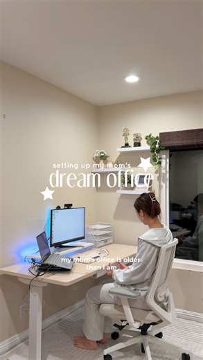 charlene on Instagram: "set up my mom's dream office with me 🪴💻💛 she loves her new duo standing desk & ergonomic chair pro (& i've been using it secretly hehe - perfect for those work from home days)✨ #desksetup #desktour #officesetup #dreamoffice #officebybranch @branchfurniture . . . desk setup dream office work from home setup dream desk"