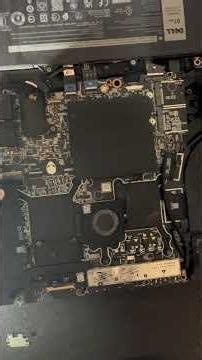 Troubleshooting a Dell Alienware m18 R1 Gaming Laptop