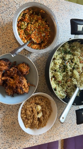 Harshitha Ashwin on Instagram: "ಸಂಕ್ರಾಂತಿ ಹಬ್ಬ Prep day (2/90) My fav habba is here 🌾🌸 . . . . . . . . . . . . . . . . . . . . . . . . . . . . . . . . . . . . . . . . . . . . . . . . . . [ sankranthi, pongal, bhogi, habba, Karnataka style, habba prep, preparation, festival, festivals of India, husband and wife, life in Germany, couple reels, day in my life, mini vlog, couple goals, couple videos, kannada couple, Karnataka, mysore, Bangalore, India, Germany, viral, kannada songs, Kannada reels,