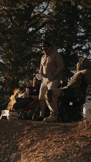 Howl Campfires on Instagram: "24hrs left on our sale. This is your reminder to get your friends, find beautiful places, eat good food, and stay warm while you’re doing it."