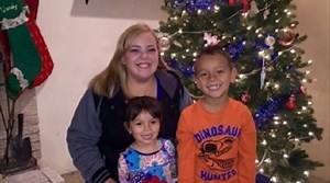 Grinch steals Christmas presents out of car from Las Vegas family