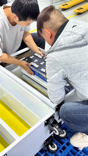 51.2 V 600Ah Battery This household energy storage battery, our factory is located in China，This New Technology in China # Technology Sharing # Technology # Lithium Battery # Manufacturing Process # Mobile Power # Source Factory # Energy Storage Plant # Energy Storage Battery # Pull rod Power Supply # Convenient Power Supply # Battery # Energy Storage # Lithium Iron Phosphate Battery # Mobile Energy Storage # Home Energy Storage # Emergency Power Supply # Photovoltaic Power Supply # Inverter # I