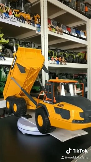 Bruder Volvo A60H Showcase #diecast #shorts