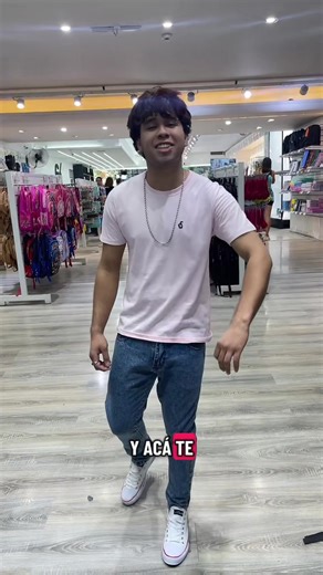 Outfits Únicos en el GRAN REX de Mendoza