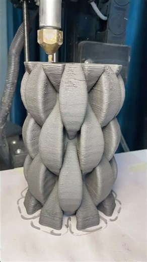 Woven by a Machine: 3D Ceramic Artistry 🏺✨