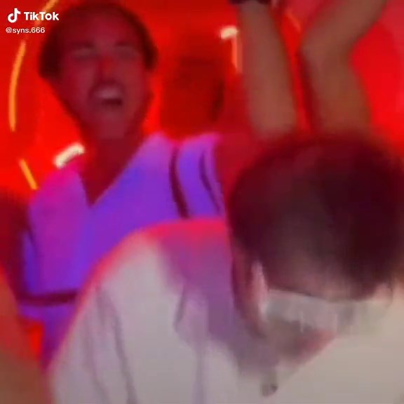 tell em♪🧊#fyp#foryoupage #foryou #edit#editaudio #song #sounds | tell em