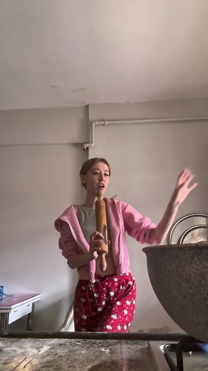 Pişi Yapımını İzleyin: Lezzetli Bir Tarif