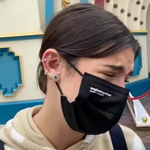 Charli quería darle un abrazo 🥺 #charlidamelio #zybca #