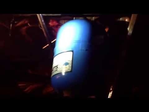 How to replace a hot water expansion tank