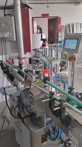 Precise labeling on multiple sides of hexagonal bottles | Henan Cyril Machinery Equipment Co.,LTD
