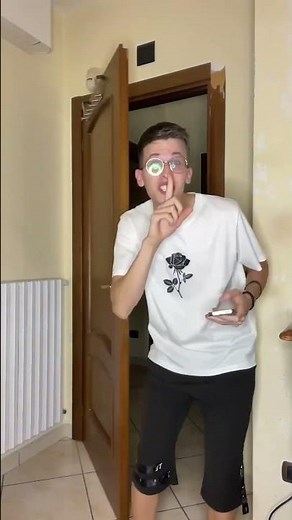 TUTORIAL teleport object😳🍆💦#TREND 👀 #trend #magic #tutorial #backstage #creative #lol #shorts