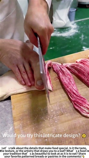 Edible Patterns: Scoring Dough Before the Bake 🍞