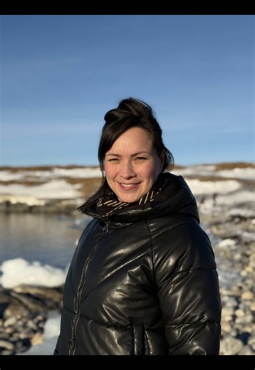 Inuit Ataqatigiit tunuliaqutaralugit qinigassanngortittoq Pipaluk Lynge naapiguk❤️✊🇬🇱 / / Mød Pipaluk Lynge, kandidat for Inuit Ataqatigiit ❤️✊🇬🇱 #kalaallit_nunaat_kalaallit_pigaat #qinersineq2025 @Pipaluk #inuitataqatigiit #kalaallitnunaat #kalaallit #nunarput #inuk #inuit #fyp