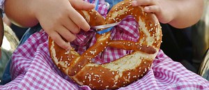 How to Make Pretzels - Authentic Bavarian Pretzel Recipe - All Tastes German