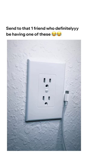 Pop, Celebs & Steamers on Instagram: "😂@officialcheekychargers🍑 🎅 #1 White Elephant/Xmas 🎁 small biz, Amazon Prime shipping! ⚡️ Funny Fast 20w USB Charger"