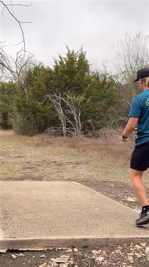 Mason with the drive and Zach with the throw-in on Hole 12 Lakeside to put us 2 better than perfect on the front 9 of Mikeside! Check out Triples at Live Oak with Mason and Zach on YouTube! Thank you to my sponsors! You can support me by supporting them! @mintdiscs @meridiandiscs @armorydiscgolf - Code JANZEN for a 10% discount! @bcbeefjerky - Code JANZEN for a 5% discount! @lootbags.dg - Code JANZEN to save 10% @dgratingslab - Sign up for a fresh take on disc golf stats! #mintdiscs #armorydiscg