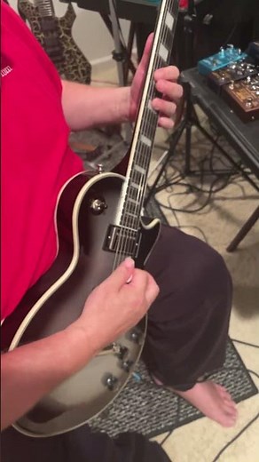 The Boss OS 2 Overdrive/Distortion can you really go wrong here? #effectspedal #guitar #metal