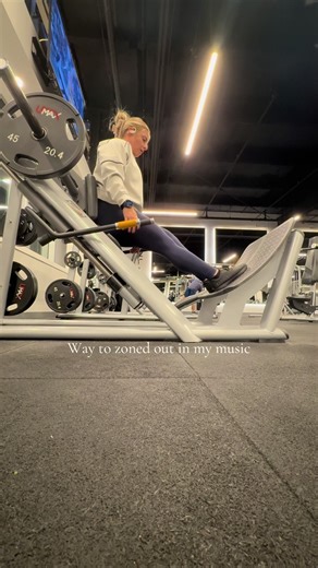 Amanda, CTRS (@funwithfunction)’s videos with WHO WHAT - ￶