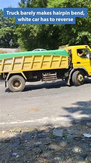 See how close to the edge he gets? #ghatroads #agumbe