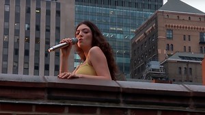 Lorde shines brightly with live debut of "Solar Power" on Colbert: Watch