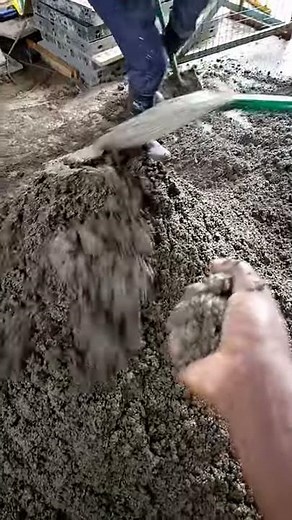 EPOXY FLOOR SCREEDING PROCESS(Part 3) SCREED MIX