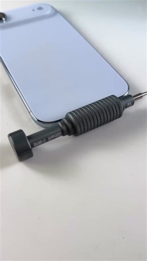 Mobile Mania on Instagram: "Let’s take apart the iPhone Air and see its structure. 🤯😱 #iphoneair #iphone #apple #repairiphone"