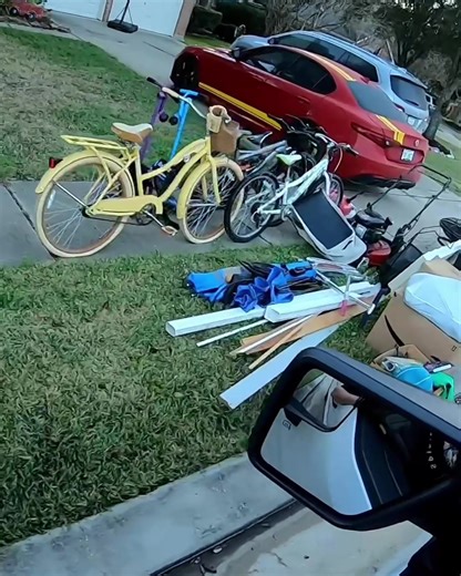 Unexpected Treasures Found While Curbside Scavenging