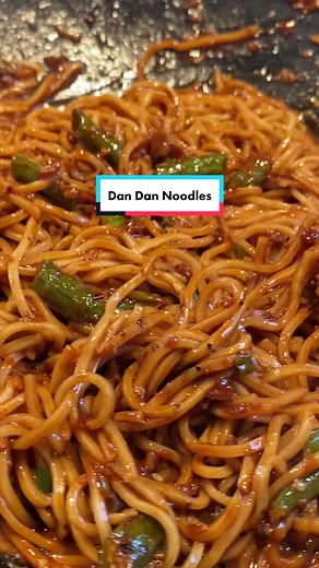 Dan Dan Noodles in under 30s! Follow for more weekly recipes! #noodles #foodtiktok #recipe #easyrecipe #healthyrecipes #learnontiktok #foryou #fyp