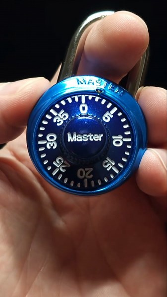 Cracking Combination Padlocks(No Tools Needed) 🔒 #masterlock #security