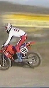 Here is some classic 125 action from Carlsbad from the old American Sports Cavalcade on TNN with @l_brooks , @doug_dubach15 and @shaunkalos doing battle | The Motocross Vault